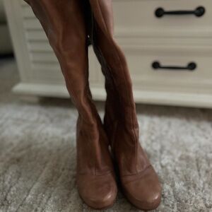 UGG Kendrick Brown Marbled Leather Side Zip Wedge Boot Size 7.5